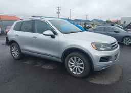 2014 VOLKSWAGEN TOUAREG V6 TDI