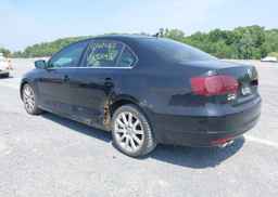 2013 VOLKSWAGEN JETTA SEL