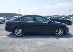 2013 VOLKSWAGEN JETTA SEL