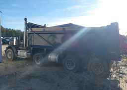 2011 KENWORTH CONSTRUCTION T800