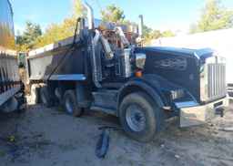 2011 KENWORTH CONSTRUCTION T800