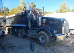 2011 KENWORTH CONSTRUCTION T800