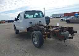 2006 FORD F-350 LARIAT
