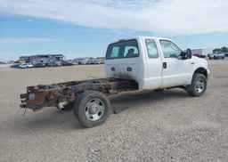 2006 FORD F-350 LARIAT