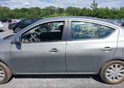 2012 NISSAN VERSA