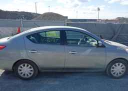 2012 NISSAN VERSA
