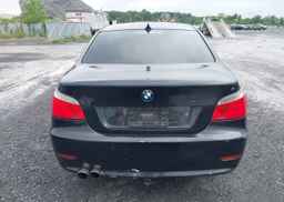2009 BMW 528 XI