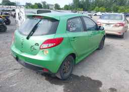 2011 MAZDA MAZDA2