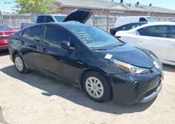 2019 TOYOTA PRIUS