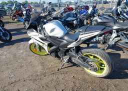 2018 YAMAHA YZFR3 A