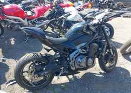 2017 KAWASAKI ZR900