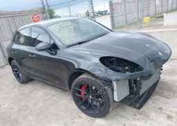 2024 PORSCHE MACAN GTS