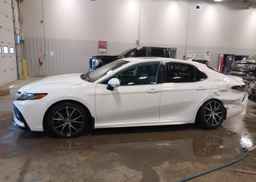 2023 TOYOTA CAMRY XLE