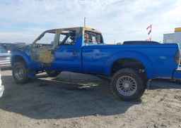 2011 FORD F-350 LARIAT