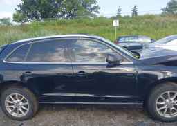 2010 AUDI Q5