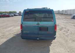 1996 GMC SAFARI XT