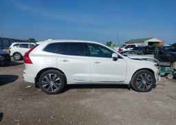 2022 VOLVO XC60 B6 INSCRIPTION