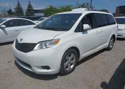 2016 TOYOTA SIENNA LE 8 PASSENGER