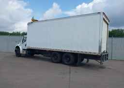 2016 FREIGHTLINER M2106
