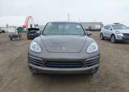 2014 PORSCHE CAYENNE PLATINUM EDITION
