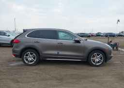 2014 PORSCHE CAYENNE PLATINUM EDITION