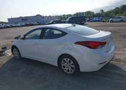 2016 HYUNDAI ELANTRA GL