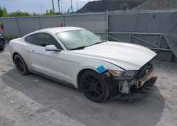 2017 FORD MUSTANG V6