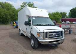 2011 FORD E-350 CUTAWAY