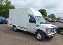 2011 FORD E-350 CUTAWAY