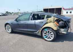 2022 TESLA MODEL 3 RWD