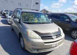 2005 TOYOTA SIENNA CE