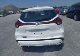 2021 NISSAN KICKS