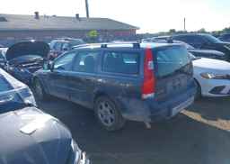 2005 VOLVO XC70