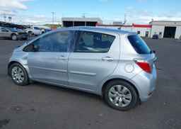 2013 TOYOTA YARIS