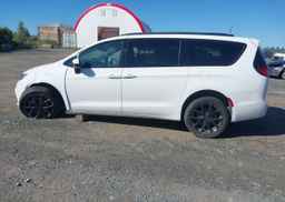2023 CHRYSLER PACIFICA TOURING L AWD