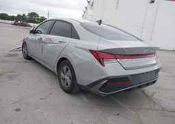 2024 HYUNDAI ELANTRA ESSENTIAL