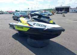 2015 SEADOO WAKE PRO 215