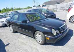 1996 MERCEDES-BENZ E 320