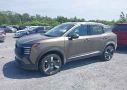 2025 NISSAN KICKS SR