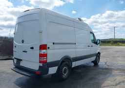 2015 MERCEDES-BENZ SPRINTER 2500 STANDARD ROOF