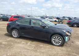 2013 LEXUS ES 300H