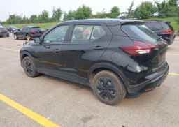 2022 NISSAN KICKS S