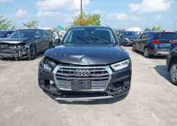 2020 AUDI Q5 45 PROGRESSIV