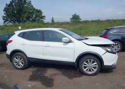 2018 NISSAN QASHQAI S