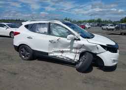 2014 HYUNDAI TUCSON GLS