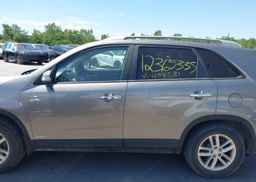 2014 MITSUBISHI RVR SE