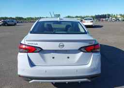 2023 NISSAN VERSA SR