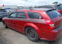 2005 DODGE MAGNUM