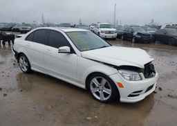 2011 MERCEDES-BENZ C 300 4MATIC