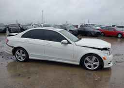 2011 MERCEDES-BENZ C 300 4MATIC